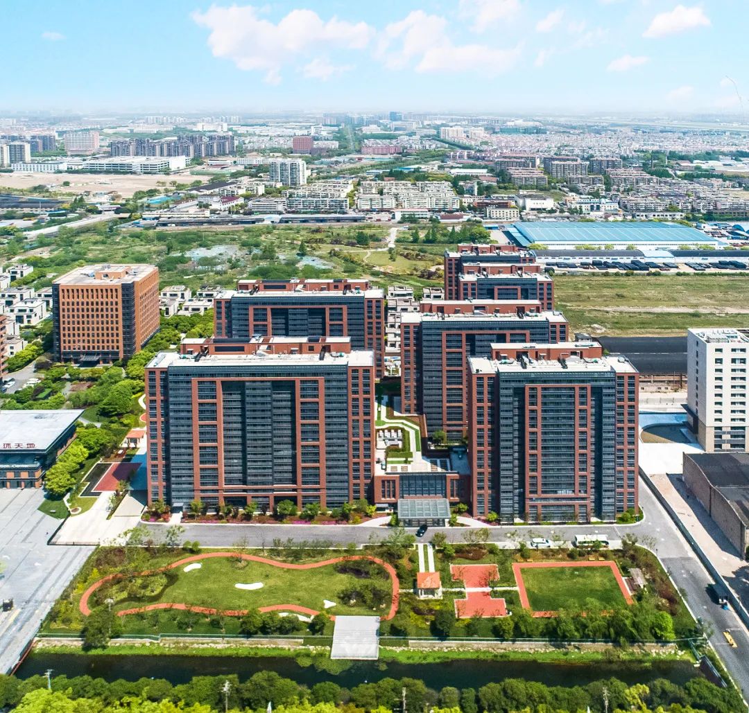 养老数据观察 —复星国际：康养业务与养老社区保单的销售飞轮开始转动（2024H1-2026H1）